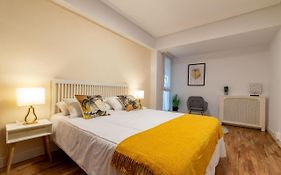 Cute And Comfy Apartment By Cisan Rentals